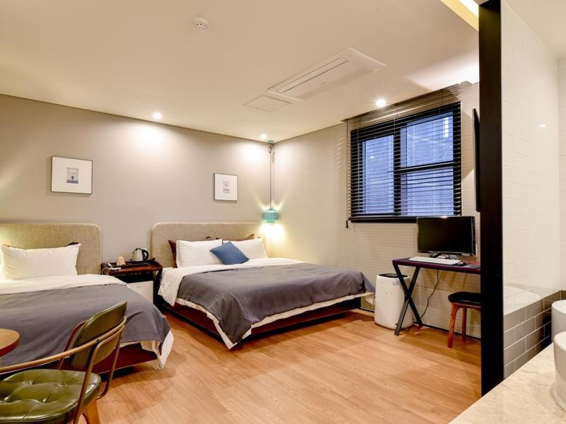 Hotel Brown Dot Yangjeong Pusan Zewnętrze zdjęcie