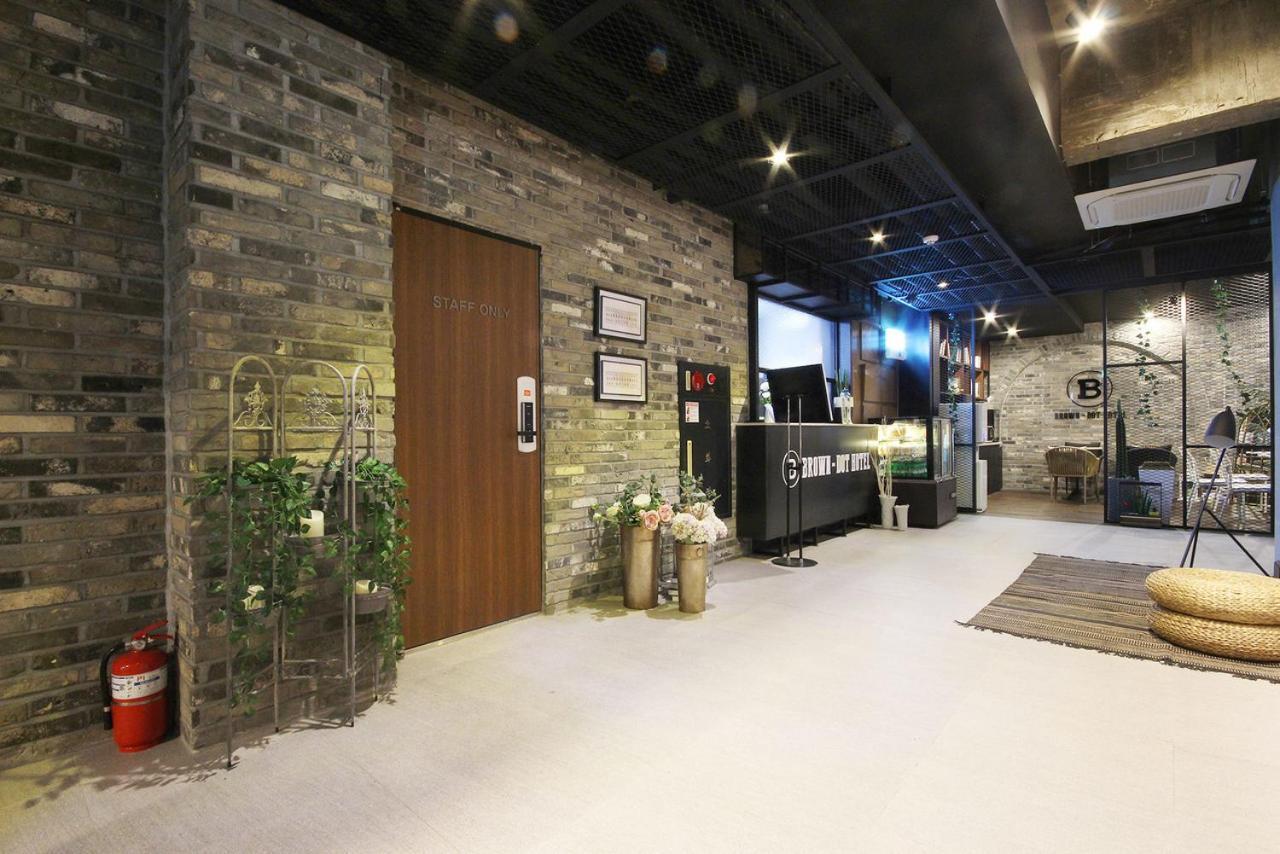 Hotel Brown Dot Yangjeong Pusan Zewnętrze zdjęcie